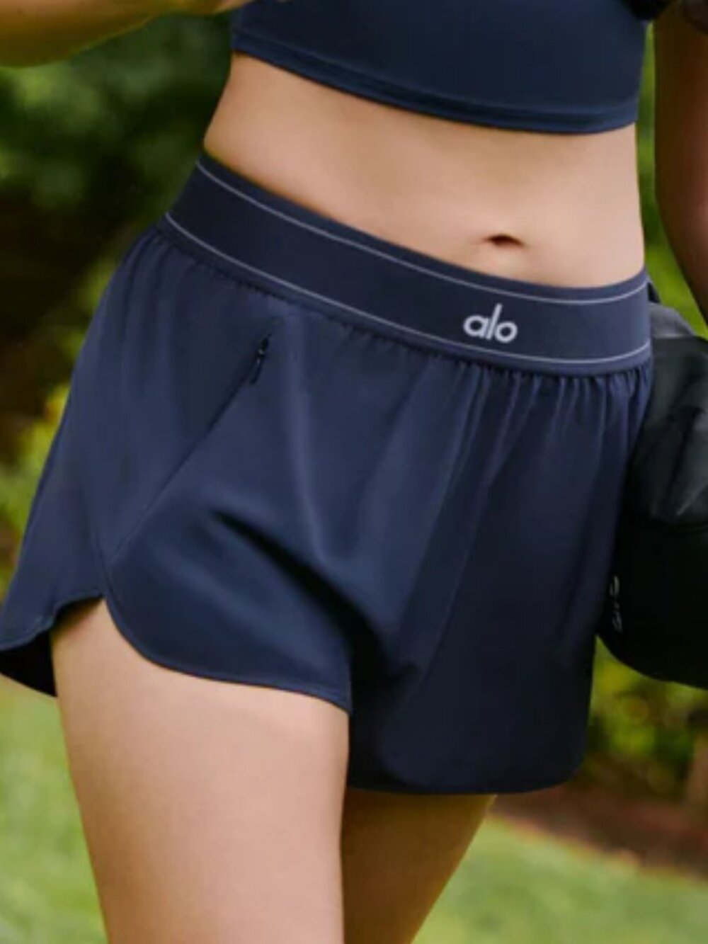 💦Alo Yoga Match Point Short Navy Blue - All Out!💫